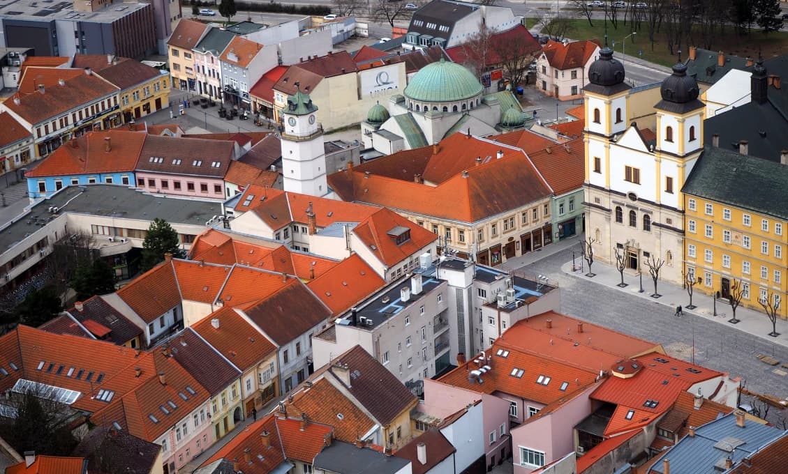 Vláda hlboko urazila Trenčín, "je suis" Trenčan! (Ivan Brožík)