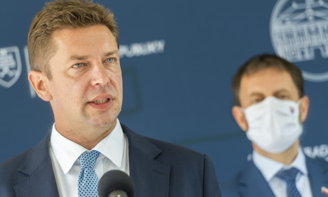Doležal na rovinu: Načo hovoriť o smart doprave, keď ešte nemáme ani diaľnicu z Bratislavy do Košíc!