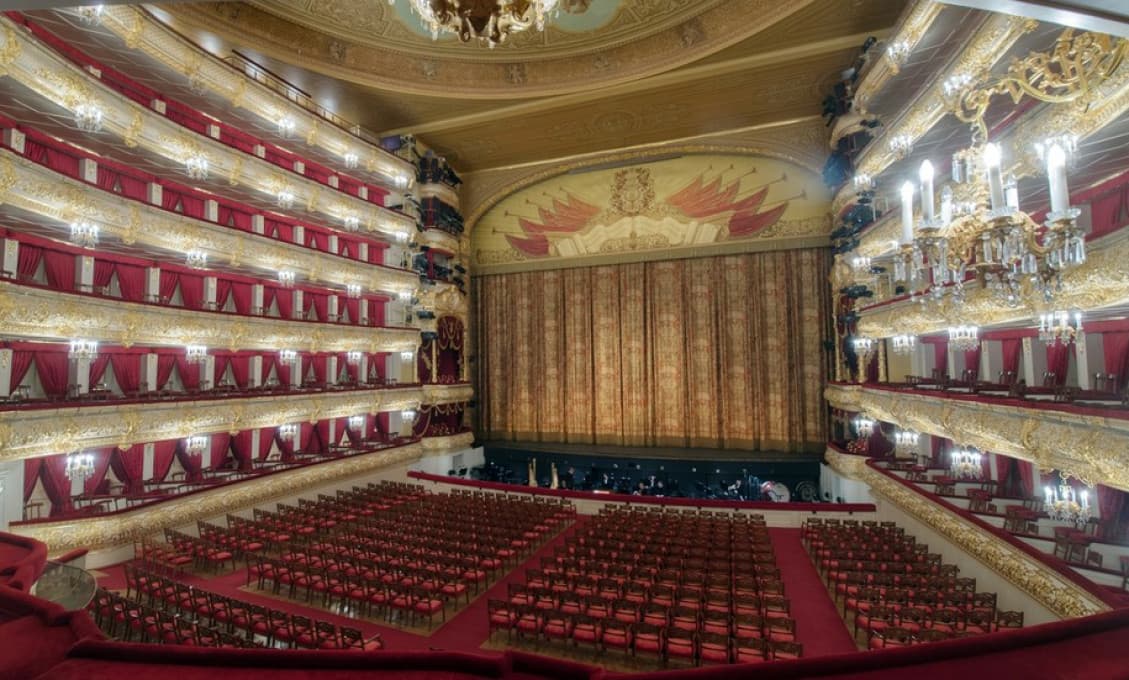 Hrôza v Boľšom Teatre: Herec bol zabitý priamo na moskovskom javisku