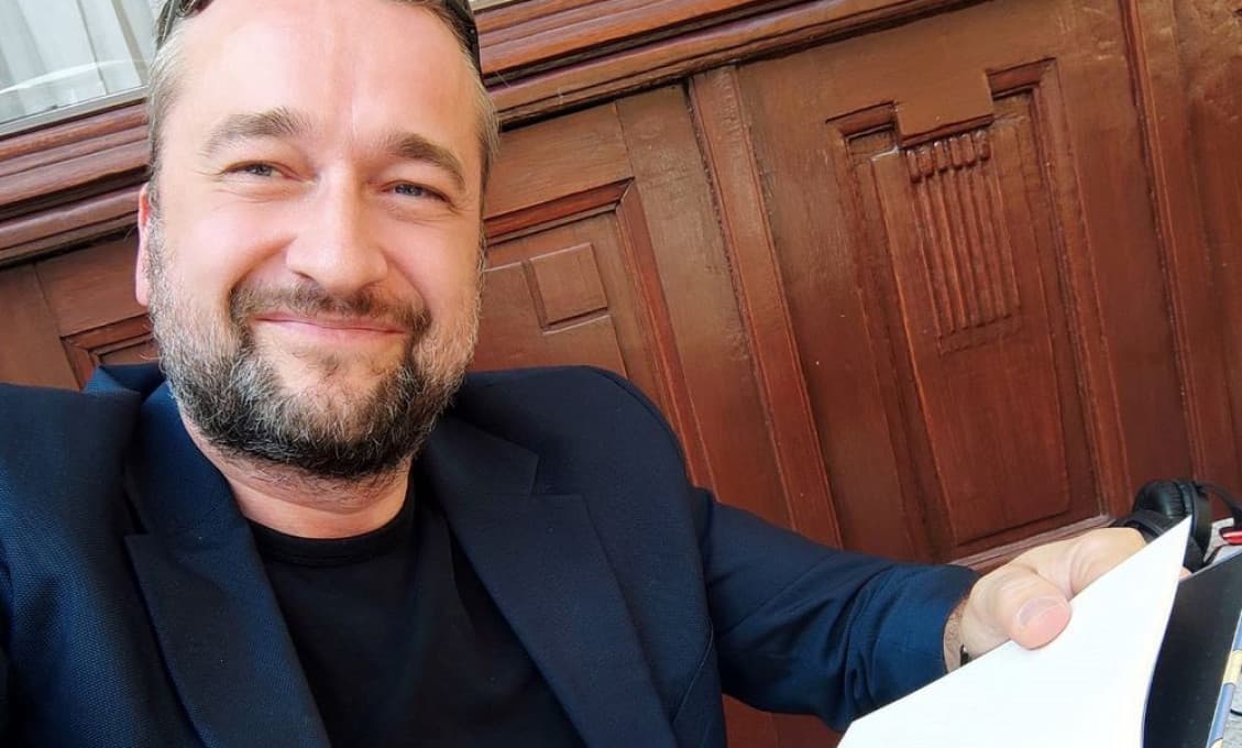 Hlavne držať ústa - ak povieš iný názor, tak si dobytok a zoberieme ti ľudské práva