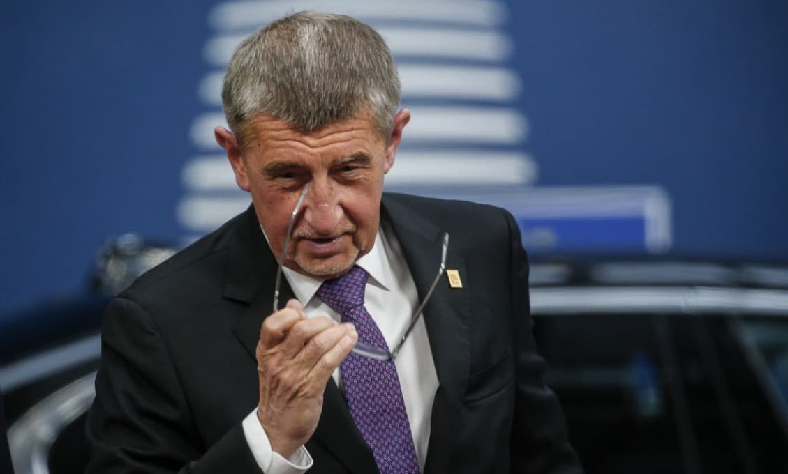 Schwarzenberg si myslí, že Babiš by mal kandidovať na prezidenta Českej republiky