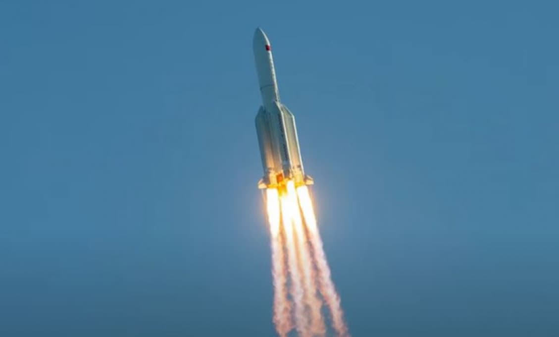 Americké tajné služby zachvátil chaos. Nad USA preletelo čosi, čo by mohlo byť čínskou superraketou