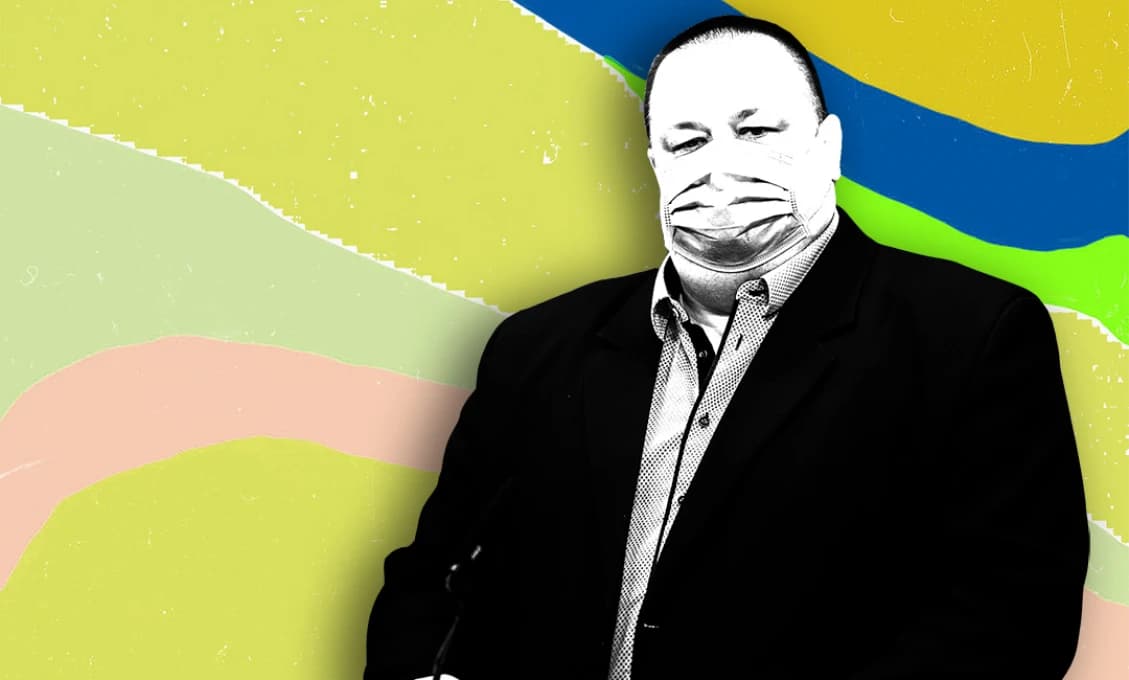 Politický sluha Mikas žiada, aby ho politici nezaťahovali do politiky
