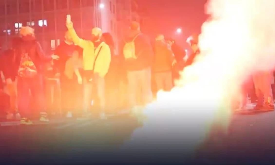 Celoeurópske masívne protesty proti koronovým opatreniam (VIDEÁ)