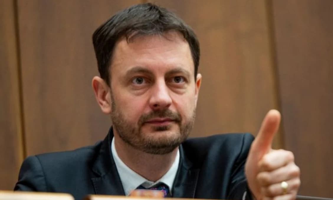 Konflikt! Pčolinský aj s mamou sa pustili do premiéra Hegera!