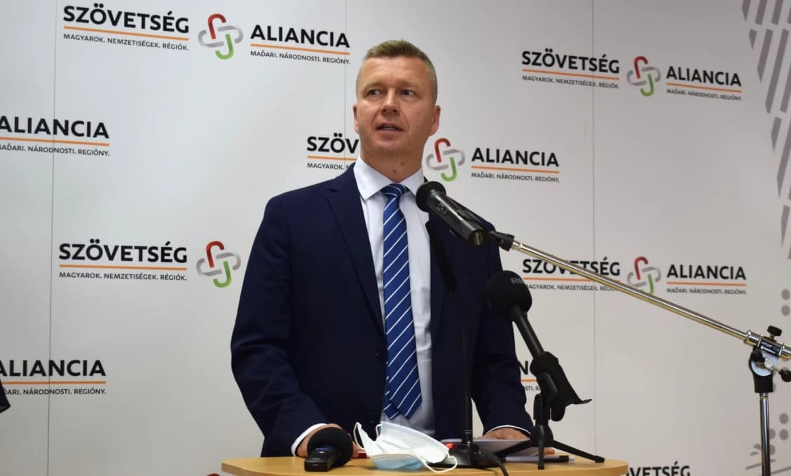 Riziko národnej bezpečnosti? Forró z Aliancie má zákaz na Ukrajinu