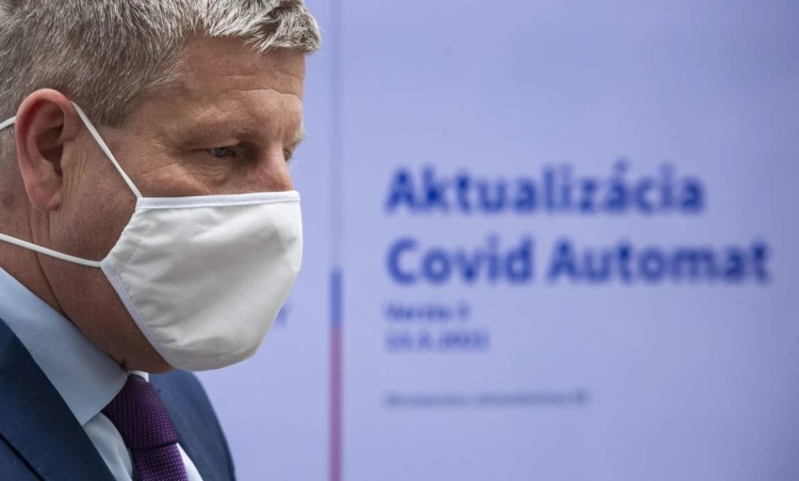 Pravidlá nového Covid automatu: Nastupuje armáda a polícia. Kde to bude najhoršie?