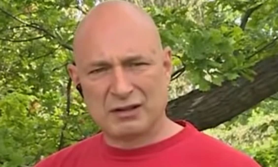 Spevák D. Landa: Niekto tu láme posledné zvyšky chrbtice môjho národa