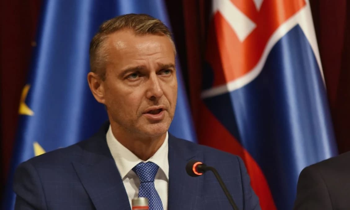 R. Raši: Zdravotníkov treba finančne zastabilizovať, vláda ich vyháňa