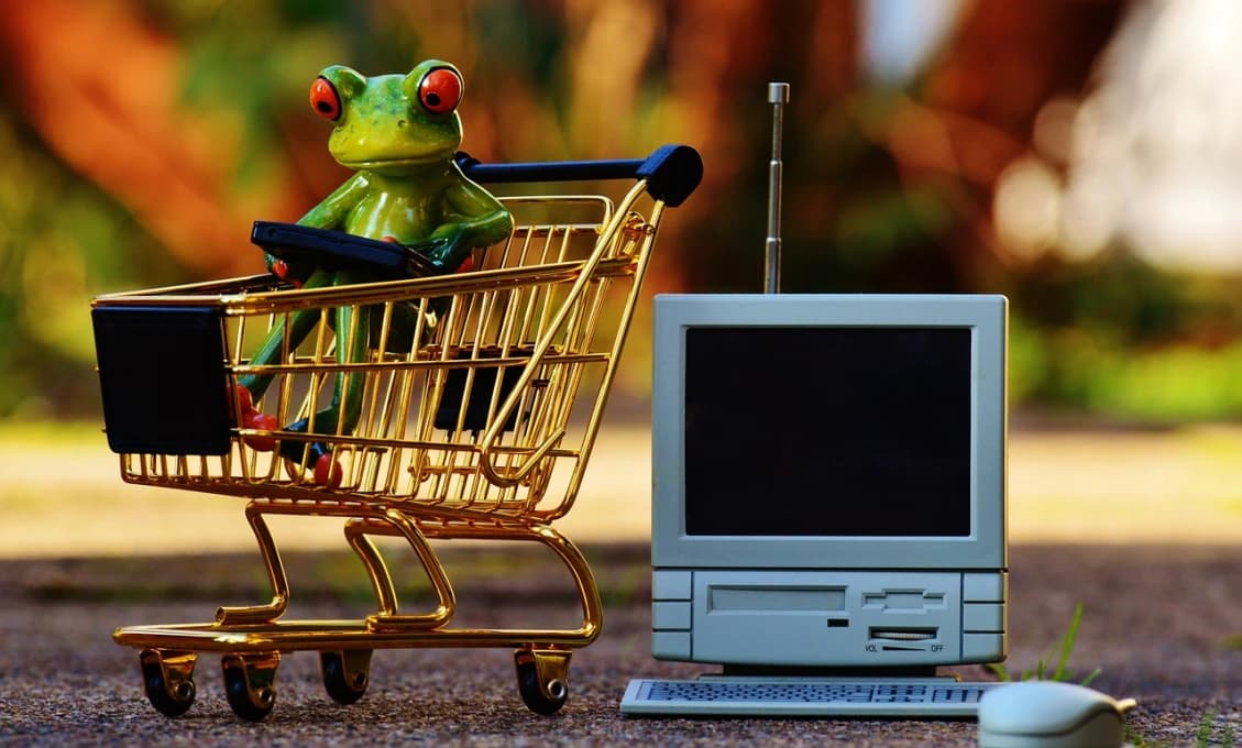 Vianočné on-line nákupy: Na čo si treba dať pozor?
