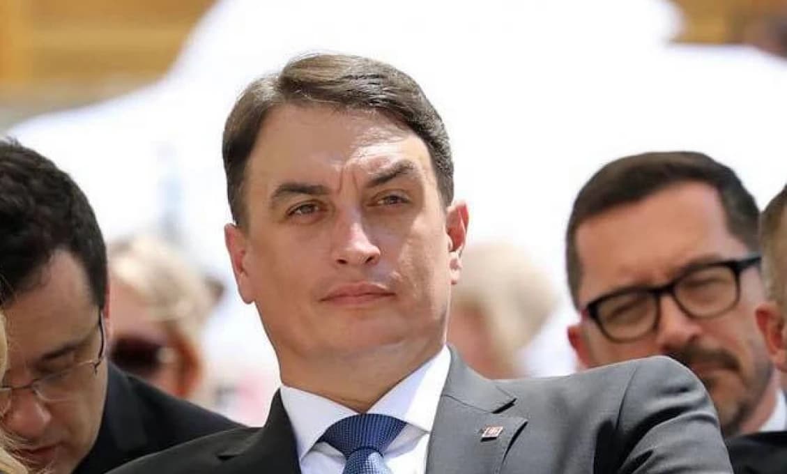 Rizman zverejnil fotku : Tak toto ste nečakali! (FOTO)