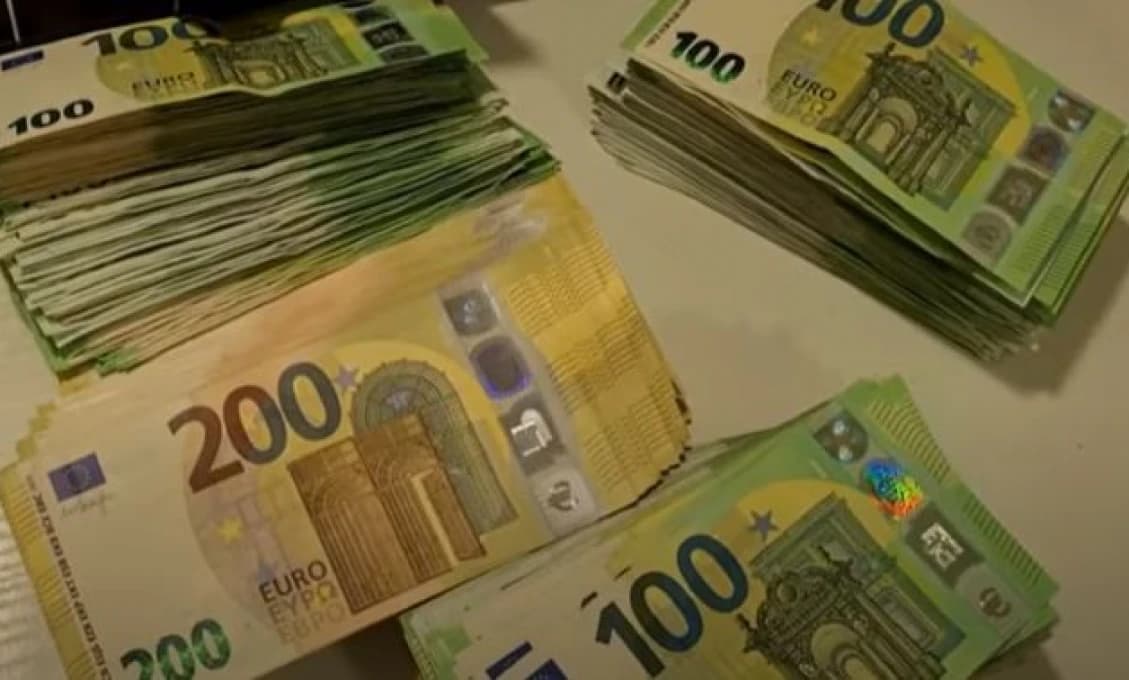 ZATÝKANIE: Podvodníci s pandemickou pomocou za 24 miliónov eur skončili za mrežami