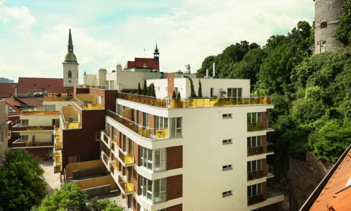 Dosiahli ceny bývania na Slovensku strop?