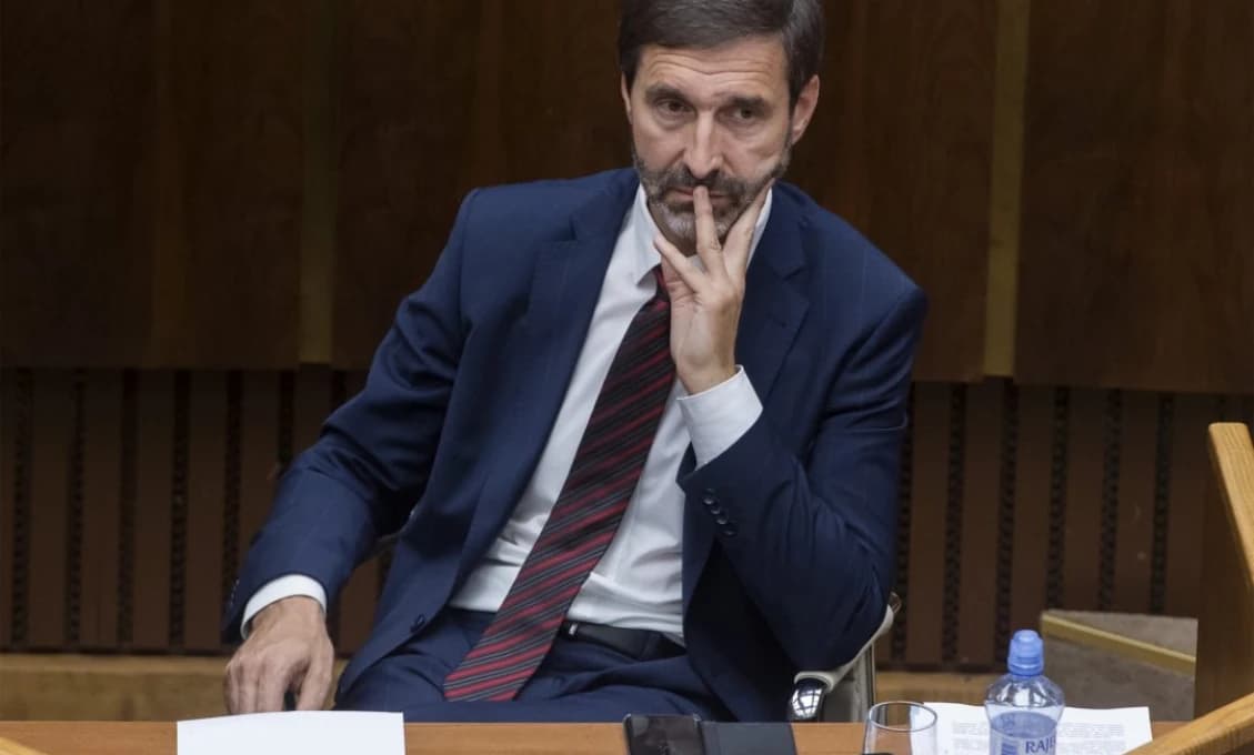 Exminister Galko si osvojil naďovský štýl. Pablb, hňup, odkázal Blanárovi a ten oprávnene reagoval!