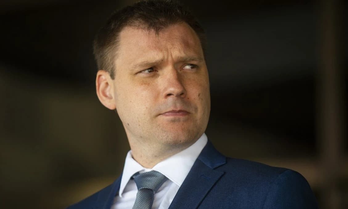 Poslanec vyzýva Čaputovú na vypísanie referenda. Zareaguje prezidentka aj teraz tak rýchlo ako pri svojej dcére?