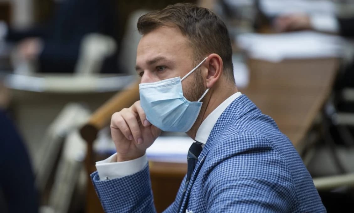 M. Šutaj Eštok si nemyslí,že by sa malo ku každej veci konať referendum