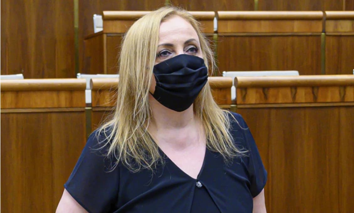 Ministrana Za ľudí opäť otvára tému o povinnom očkovaní