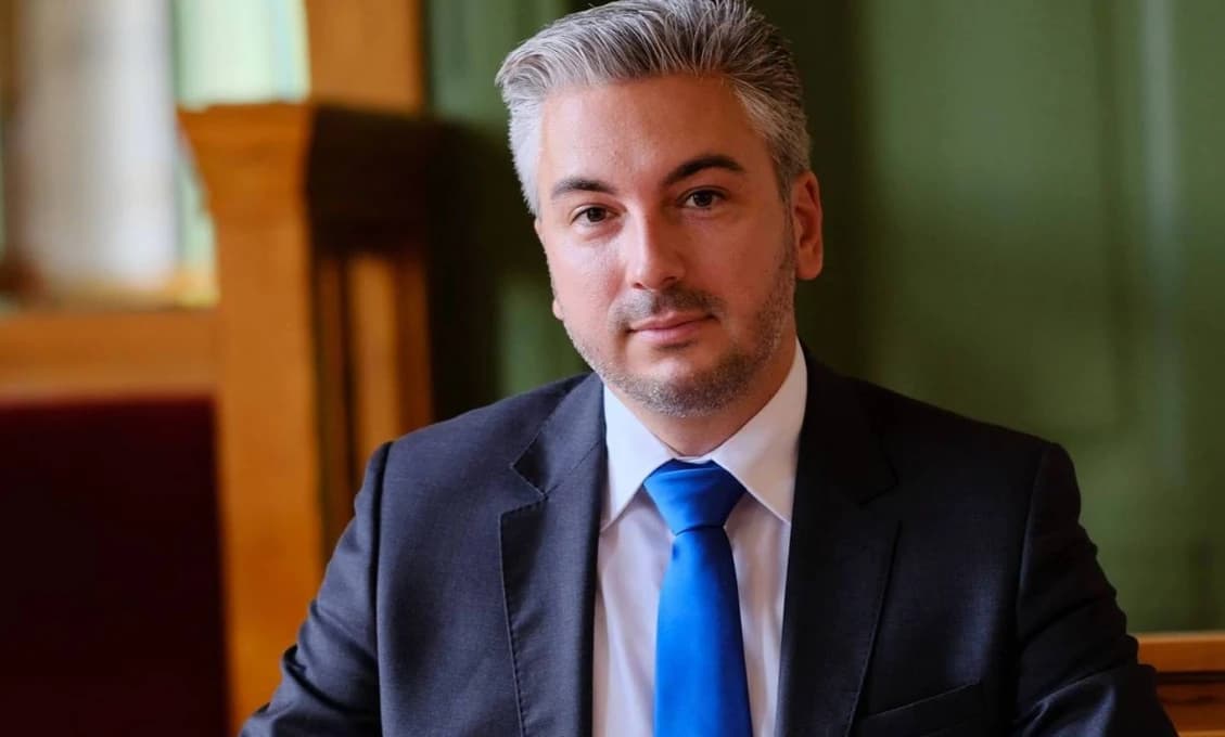Košickému županovi tečie do topánok. Chce budovať prístavy