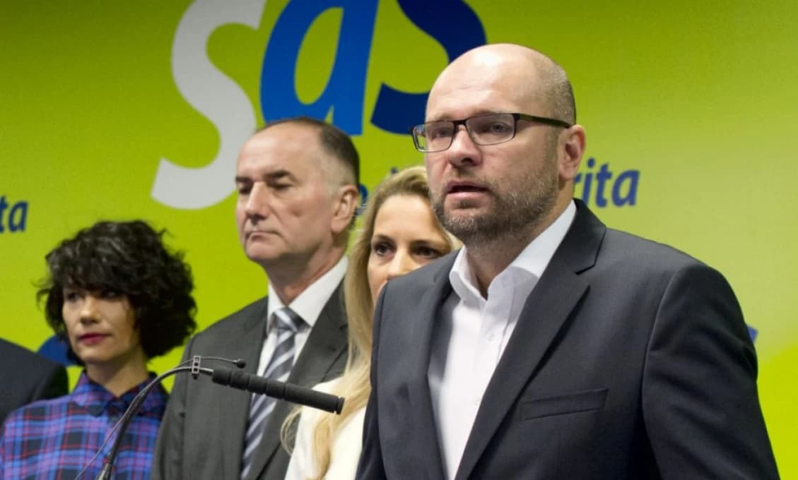 Neustála kríza v koalícii. SaS kritiizuje hnutie Sme rodina