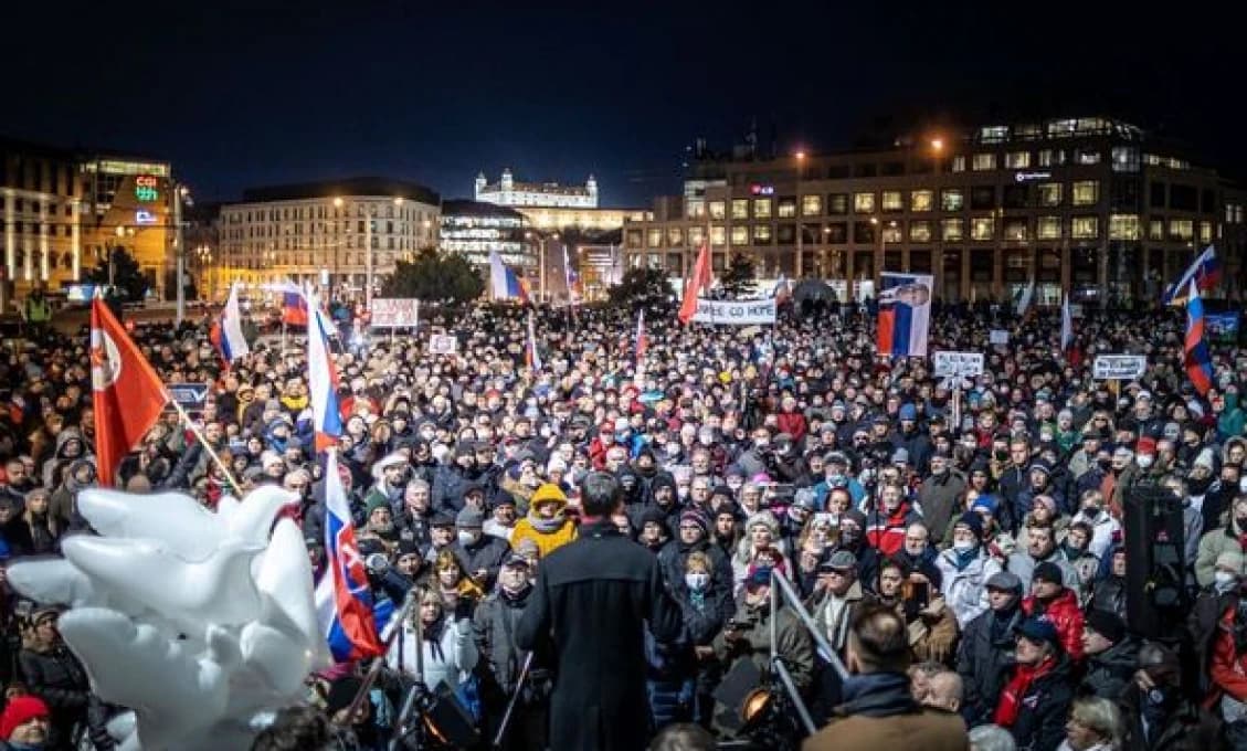 Liberálne médiá tu chcú Ameriku a vojnu. Preto klamú verejnosť