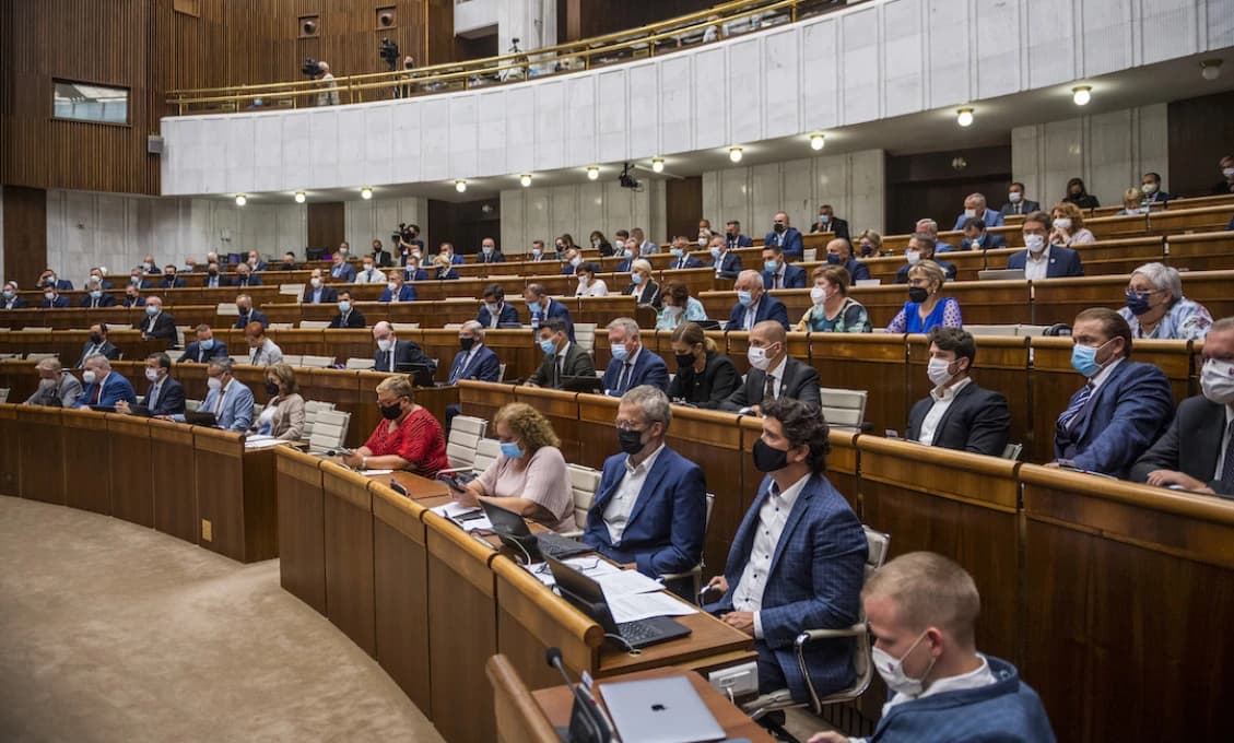 Mimoriadna schôdza k cenám energií a k vojenskému cvičeniu bude vo štvrtok
