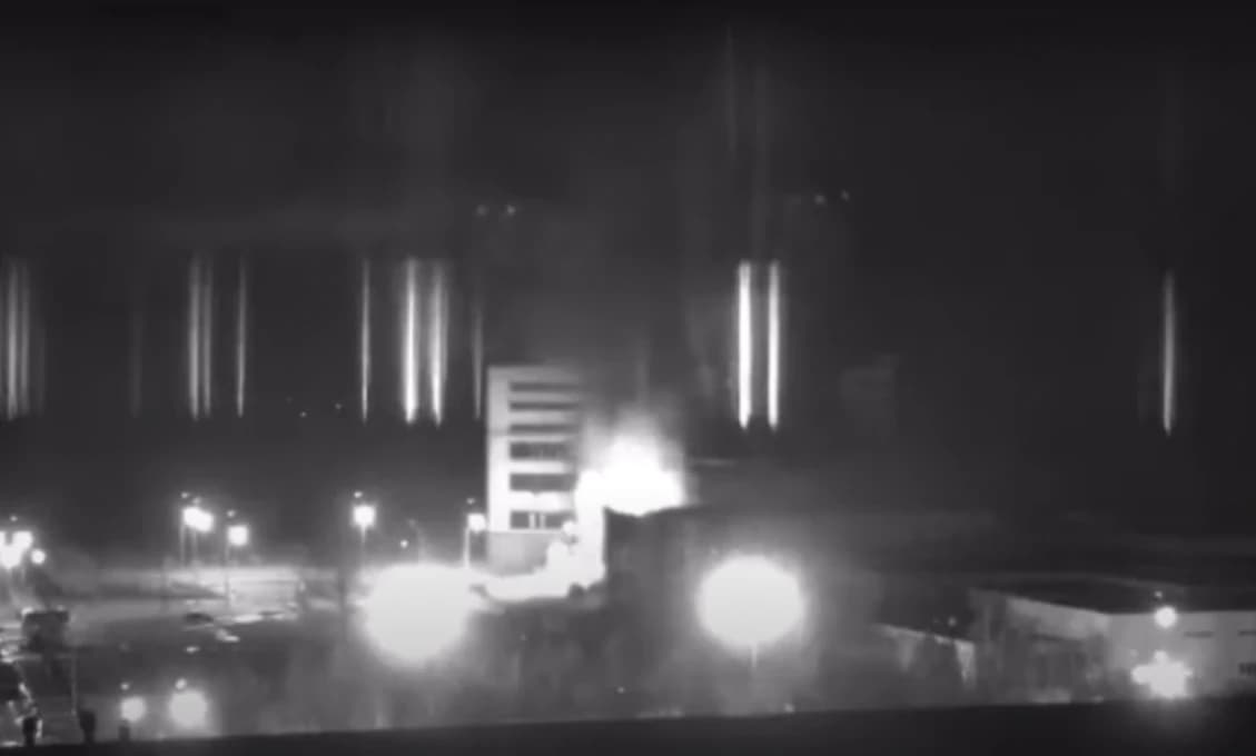Ukrajina zverejnila video o útoku na jadrovú elektrárni Záporoží