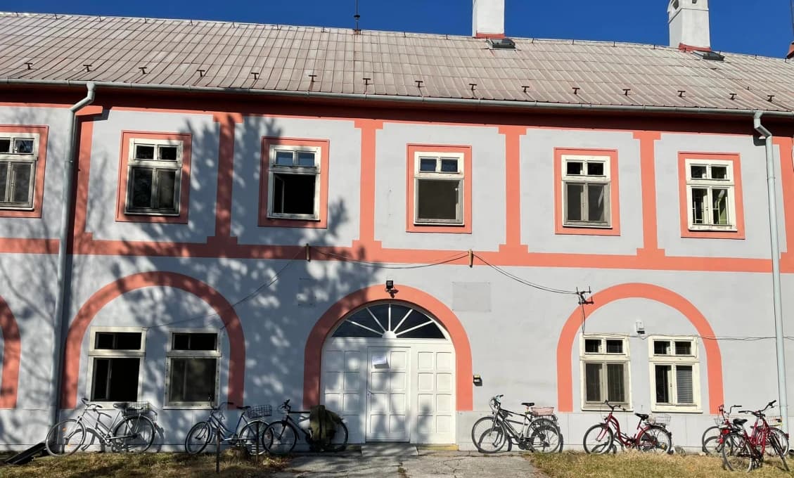 Pruské: Obnova kláštora v mene dobra