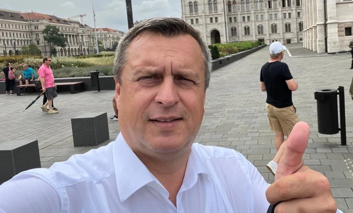 Pomôžu Slovensku kontakty Andrea Danka?