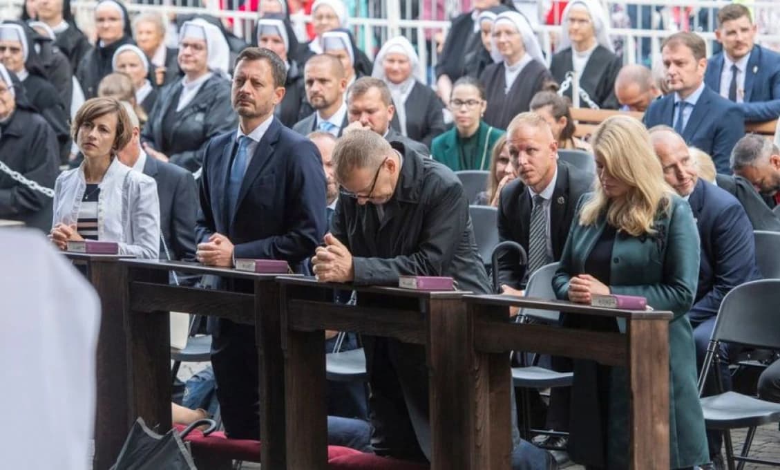 Eduard Chmelár: Za demokraciu sa nestačí modliť