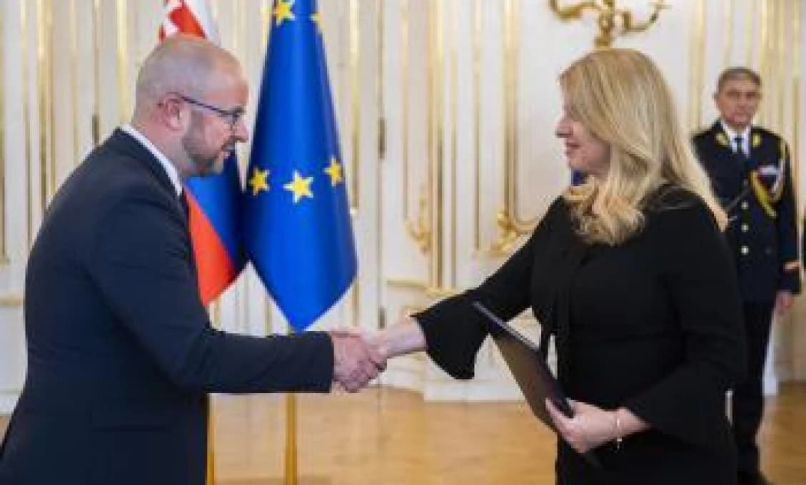 Čaputová odovzdala poverovacie listiny trom novým veľvyslancom SR