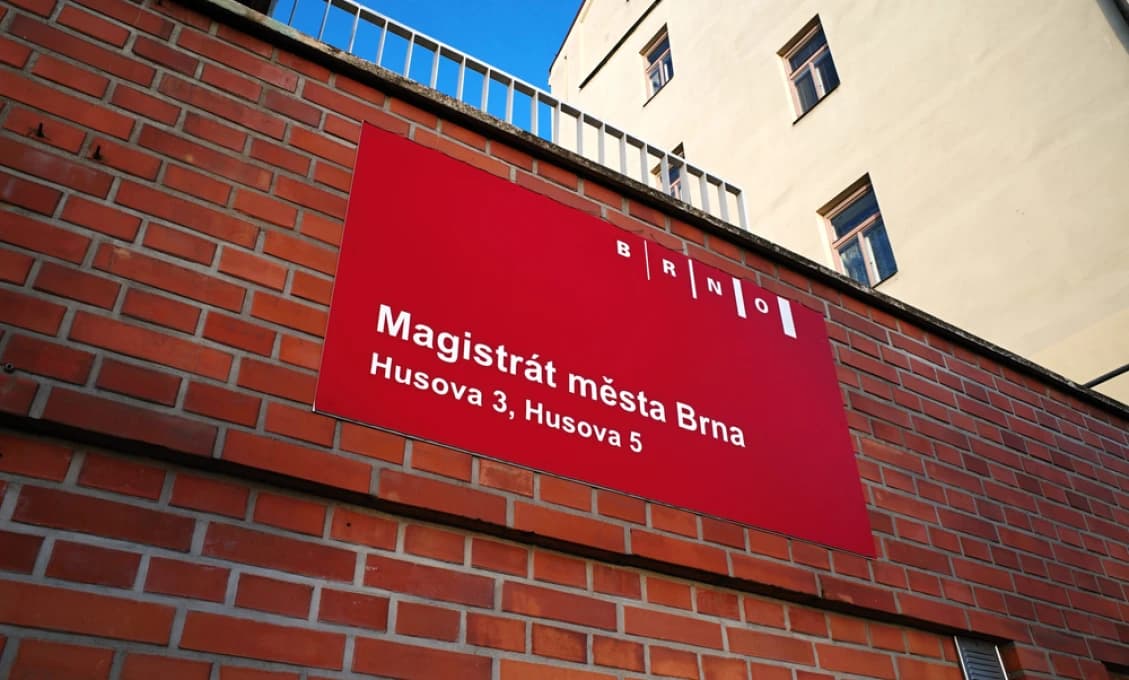 Polícia zasahuje na brnianskom magistráte v kancelárii kandidáta na ministra