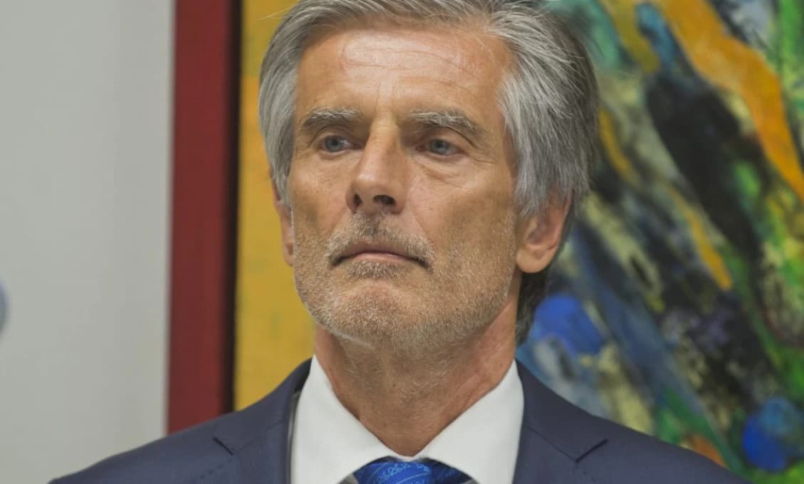 Neustála polarizácia slovenskej spoločnosti z jednej aj druhej strany musí skončiť, myslí si Peter Weiss