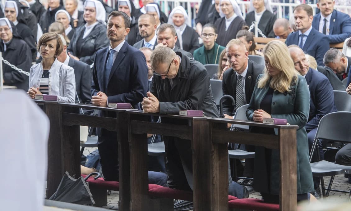 Chmelár len krúti hlavou nad vulgárnou neúctou Čaputovej k občanom: My hlavu štátu nemáme, iba PR-rezidentku