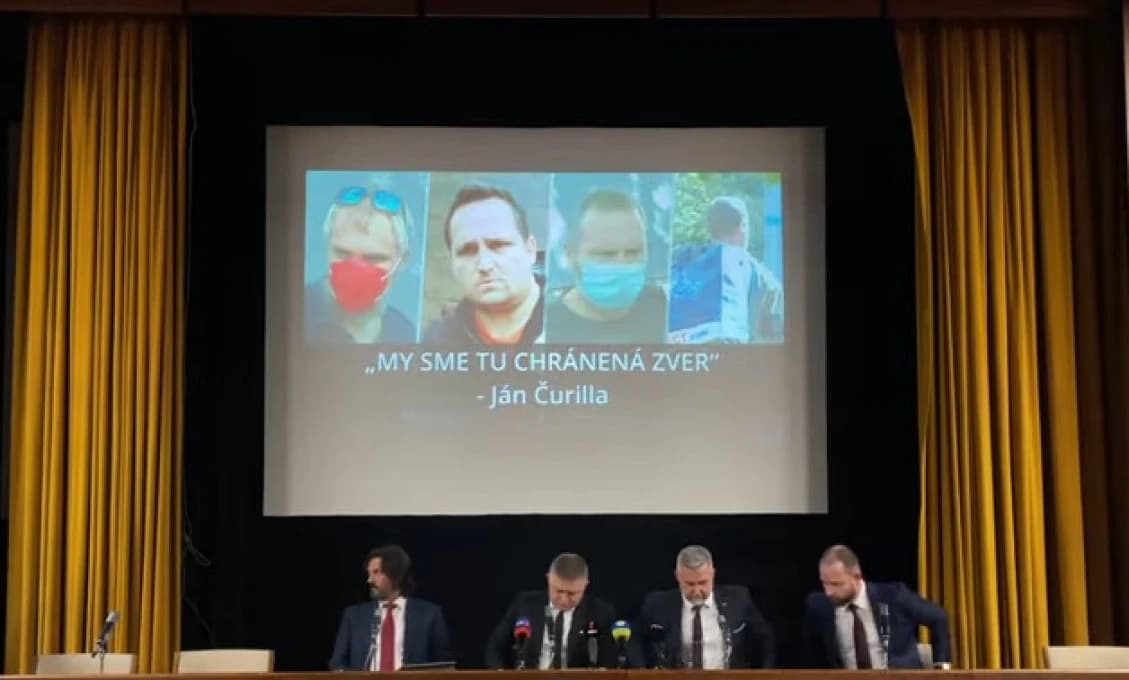 Fico: Legálne nahrávky sú dôkazom, že na čele oranizovanej zločineckej skupiny v NAKA stoja minister vnútra a policajný prezident