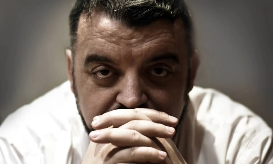Eduard Chmelár: NEŽNÚ REVOLÚCIU odštartoval HOAX a sprevádzala ju SÉRIA HOAXOV