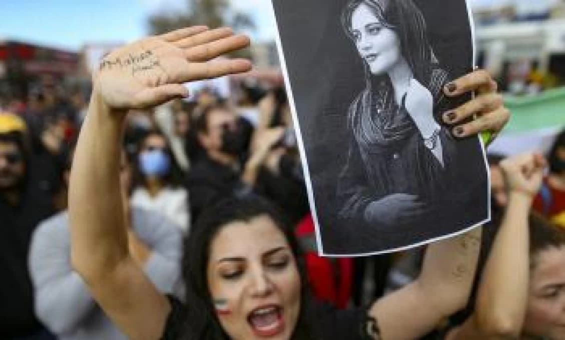 Irán tvrdí, že má dôkaz o zapojení západných krajín do nedávnych protestov