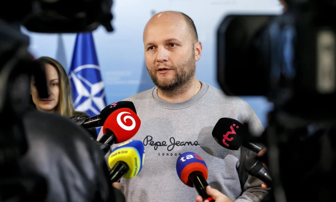 Minister Naď je pyšný! Aj TOTO sme darovali UKRAJINE!