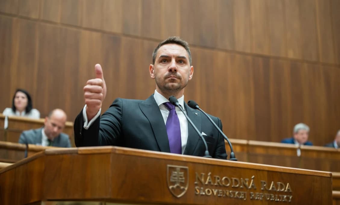 Gyimesi zničil svojho stranického šéfa Matoviča. Svoje dostal aj jeho kolega Pročko