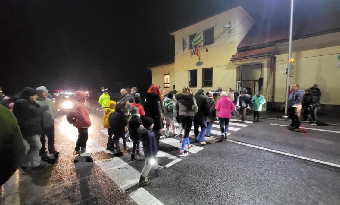 BANSKÁ BYSTRICA - STARÉ HORY, SA ROZHÝBALI: NEMÁME KDE ŠETRIŤ! OHROZILI NÁS! (FOTO)