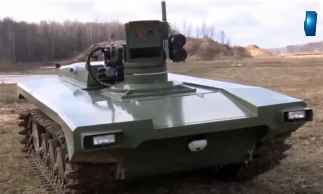 Rusi nasadzujú do vojny roboty(VIDEO)