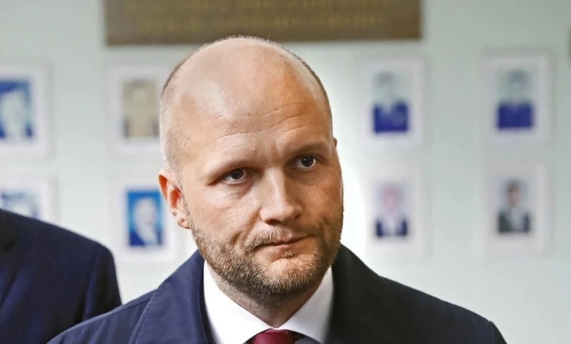 Minister Naď: Mobilizácia sa nechystá a každý, kto to tvrdí, je falošný luhár