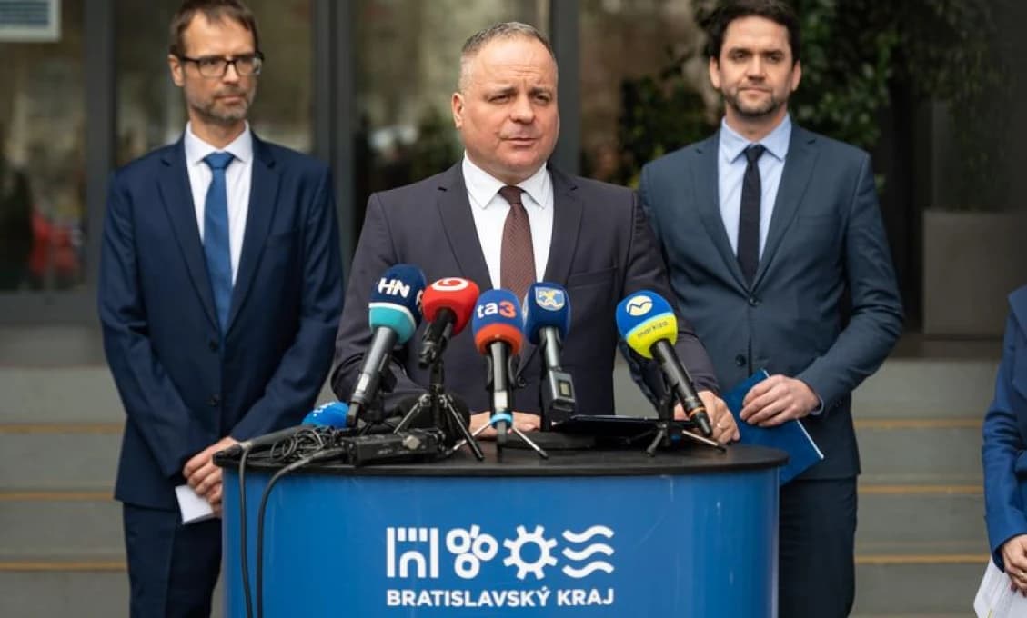 Výzva županov pre MZ: MUSÍTE ZAČAŤ OKAMŽITE FUNGOVAŤ! Zdravotníctvo je pred kolapsom