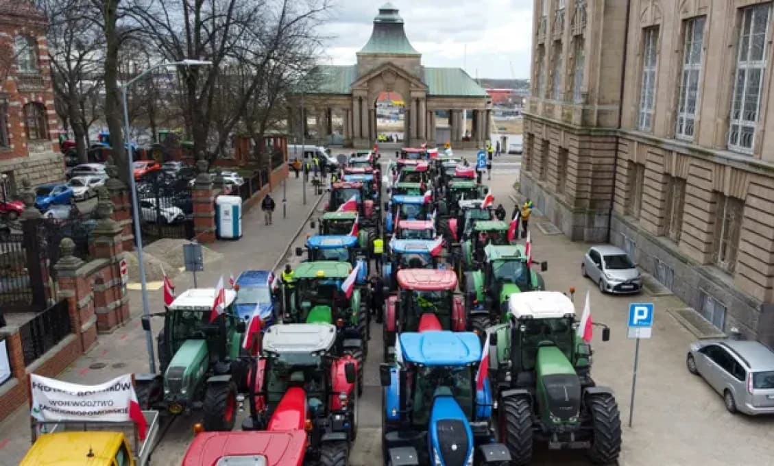 Poľskí farmári hrozia: PREKAZÍME ZELENSKÉHO NÁVŠTEVU!