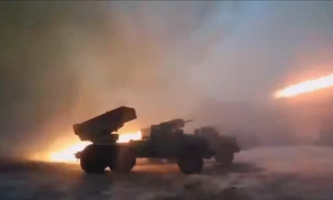 Rusko nemá zbrane! Vytiahnu T-34 a Kaťuše? (VIDEO)