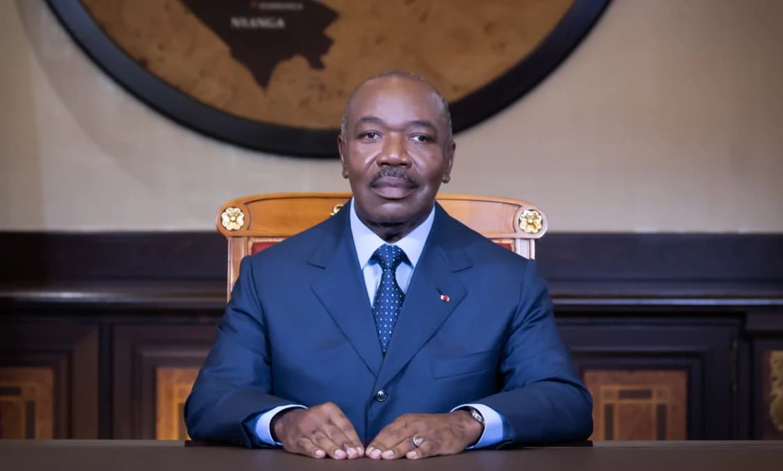 Gabonský prezident začína cestu do Pekingu. Za akým účelom?