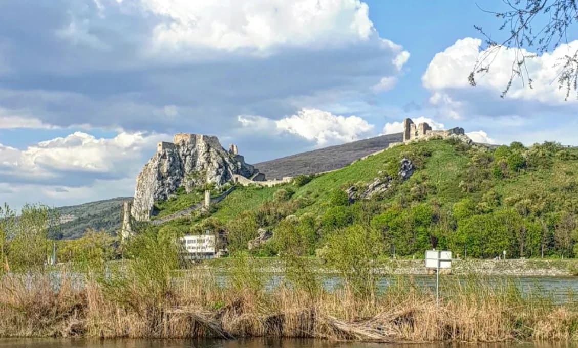 Pred 187 rokmi sa uskutočnil utajovaný výlet štúrovcov na Devín (VIDEO)