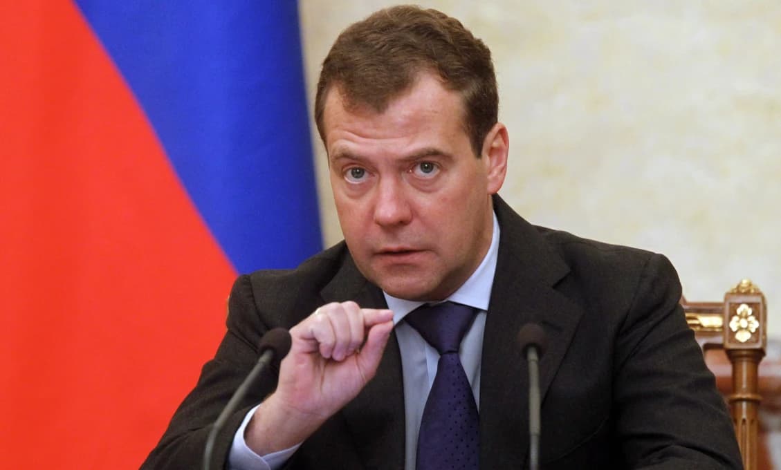 Medvedev varoval pred dôsledkami vzniku „Štvrtej ríše“