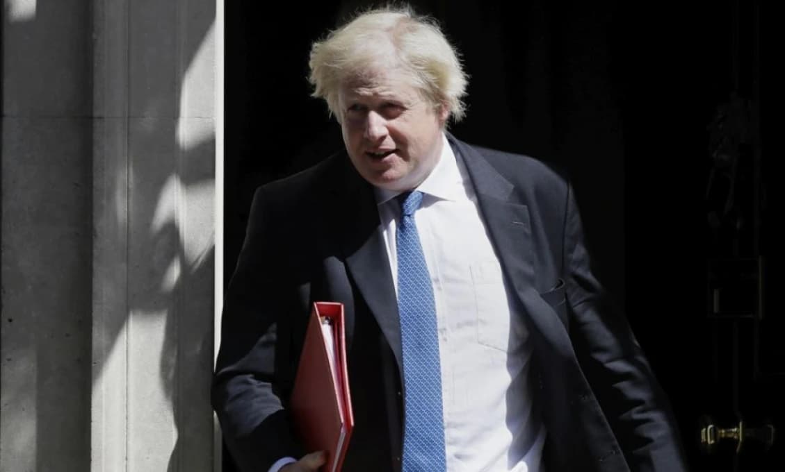 Opitý ‚Boris Johnson‘ s ukrajinským vodičským preukazom zatknutý v Holandsku