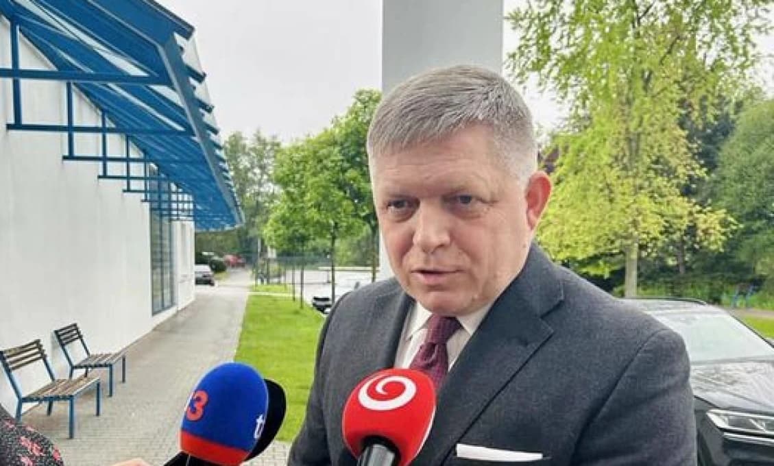 Opozičný Smer-SD žiada stretnutie s ministrom obrany Martinom Sklenárom!