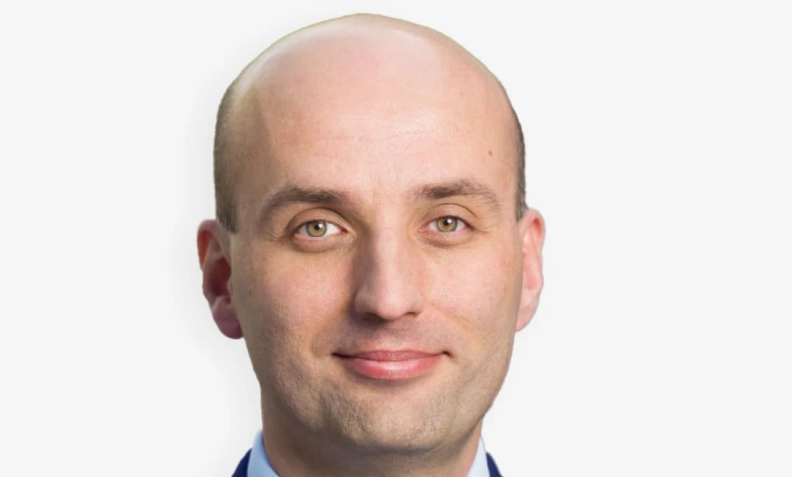 Čaputovej minister oznamuje uťahovanie opaskov
